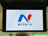 【フリップダウンモニター】大画面モニターで後席でもエンタメをお楽しみいただけます。小さなお子様にも大人気の装備です♪