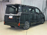 Toyota Safety Sense をはじめとした安全装備も搭載しており、ご家族での移動にも心強い仕様です!