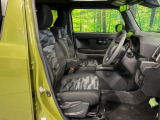 運転席シート廻りは使用感も少なく、良好な状態となっています。丁寧に使われていたことがよくわかりますね。