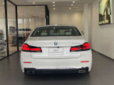 【認定中古車保証】BMW認定中古車は保証も充実しております。2年間もしくは、1年間の保証に加え、最大4年間までの保証延長も可能でございます(対象車種限定)!充実の保証で、安心してお車をご利用いただけます!