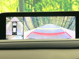 【360&deg;ビューモニター】専用のカメラにより、上から見下ろしたような視点で360度クルマの周囲を確認することができます☆死角部分も確認しやすく、狭い場所での切り返しや駐車もスムーズに行えます。