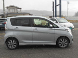 下取り・買取にも力をいれております。下取り・買取のお車のある方は是非一度、詳細をご連絡ください。