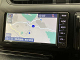 純正ナビを装備。タッチパネル式で使いやすく、お出かけもラクラクです。