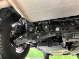お車を安心してお乗りいただく為には、足回りの定期点検が欠かせません。サービスサポート(有償保証)では無料点検もご提供しており、安心のカーライフをお過ごしいただけるサポート体制が整っています。