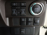 スマートアシストを搭載したサポカーS車です。
