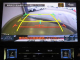 バックカメラが付いているので後方確認が非常にしやすいです。今や運転初心者も熟練者も必須装備!ついていて損はないですね♪