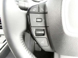 Bluetooth接続でハンドルを握ったままステアリングスイッチで電話のワイヤレス通信が可能です。