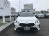 【キドニーグリル】BMWは約90年もの間、ほぼ全ての車両にひと目でBMWだと分かるこの特徴的なフロントグリルが備えられ、デザイン・アイコンとして親しまれてきました。