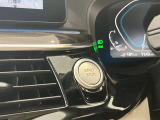 【プッシュスタート】プッシュスタートの最大のメリットは「防犯対策」です。スマートキーと車のIDが合致しないとエンジンは始動させることができません。