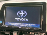 【大画面ナビ】人気の大型9インチナビを装備。存在感のある大画面はインパクト大!ナビ利用時のマップ表示は見やすく、テレビやDVDは臨場感がアップ!いつものドライブがグッと楽しくなります♪