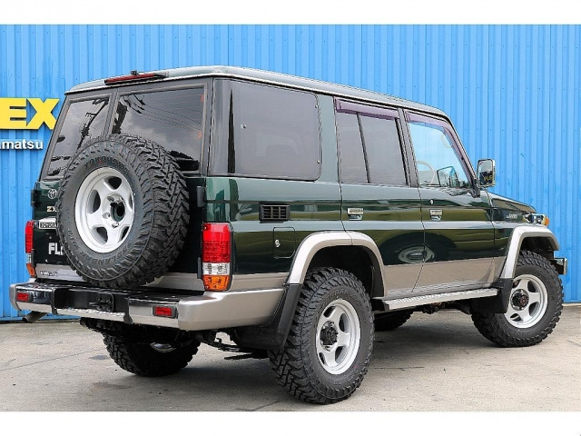 トヨタ ランドクルーザー70 4.2 ZX ディーゼル 4WD の中古車詳細