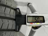 夏タイヤの残り溝は5.0mmです。スリップラインからは3.4mmとなっております。
