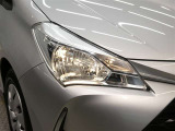 LEDヘッドライトです。デザイン性がよくとても明るいので、夜間の走行や悪天候でも安心です。しかも長寿命!