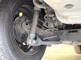 お車を安心してお乗りいただく為には、足回りの定期点検が欠かせません。サービスサポート(有償保証)では無料点検もご提供しており、安心のカーライフをお過ごしいただけるサポート体制が整っています。