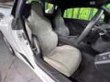 ドライバーによって運転しやすいポジションは異なり、あの車はどうなのか不安なこともありますよね。気になるお車は店頭で乗り込んでご確認いただけます♪