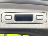 【パワーバックドア】スマートキーや運転席のボタンを押すだけでリアゲートが自動で開閉します!荷物を持っている時や、高い位置にあるバックドアを閉める際に便利な機能です♪