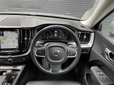 XC60 B5 AWD モメンタム 4WD 4WD 本革シート