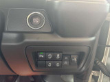 プッシュスタート アイドリングストップ リヤ両側電動スライドドア パートタイム4WD
