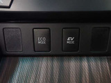 エコドライブモードスイッチ、EVドライブモードスイッチ。