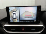 バックモニターを装備しています。車庫入れ時等に車両後方が確認出来るのでとても便利です。