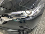 暗闇でも前方をくっきりと照らしてくれるライトです。夜の運転でも安心ですね。