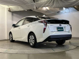 リヤ、後ろから見るとまた車の印象が変わってきますね☆☆