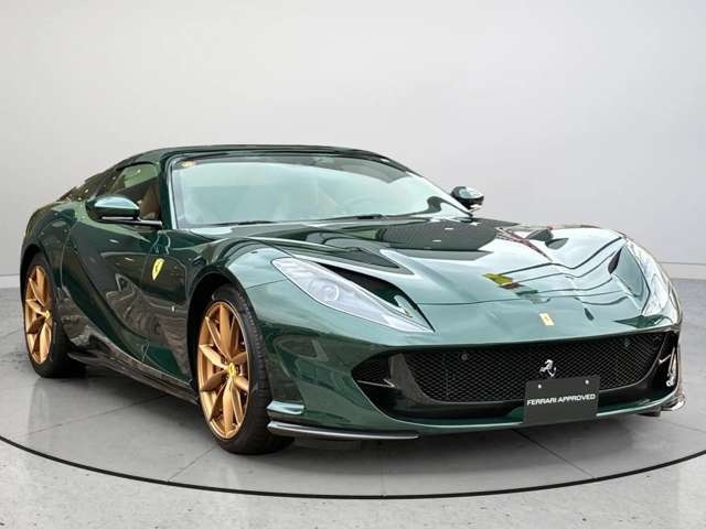 フェラーリ 812GTS 