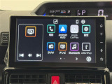 【純正9インチディスプレイオーディオ】FM・AMラジオやBluetooth接続、フルセグTVの視聴など多彩な機能を搭載しています。CarPlay、AndroidAutoにも対応。