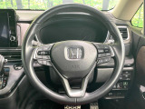 【純正革巻きステアリング】上質な革を使用することで、手にしっかり馴染みとても運転しやすいハンドルです♪