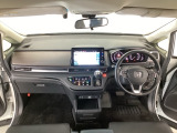 【前方視界】開放的な前方視界!運転がしやすく疲れにくいです♪窓が大きく、見通しがとっても良いおクルマですよ♪
