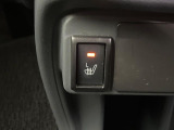 【シートヒーター】寒い日に重宝するシートヒーター!エアコンより早く温まってくれるので寒がりの人も安心ですね♪エアコンの温風は乾燥するから苦手、という方にもをおすすめです。