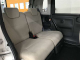 ゆとりある広々とした車内空間は、ドライブを始め買い物やレジャーなど、幅広く活躍します。一人でもみんなとでもお出かけを楽しみましょう!