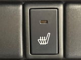 【シートヒーター】寒い日に重宝するシートヒーター!エアコンより早く温まってくれるので寒がりの人も安心ですね♪エアコンの温風は乾燥するから苦手、という方にもをおすすめです。