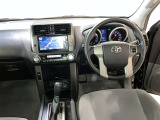 見通しのよいすっきりとした視界で、誰でも運転しやすいです。運転のしやすさは疲れにくさにも繋がりますよ♪