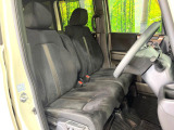 運転席シート廻りは使用感も少なく、良好な状態となっています。丁寧に使われていたことがよくわかりますね。