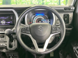 【ステアリングスイッチ】運転中、前方から目線をそらすことなく、オーディオ等の操作が可能な便利機能!安心&快適なドライブを演出してくれます♪