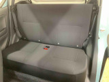 お車の状態をしっかりとお伝えするために1台の車両に付き40枚以上の画像を用意しております。外装はもちろん、室内の装備やお車の特徴などごらんください。