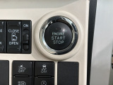 ワンプッシュでエンジンのスタート、ストップが出来て便利です。