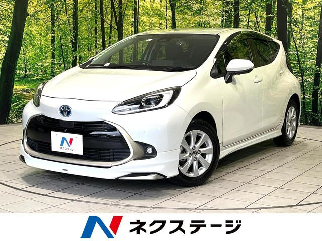 トヨタ アクア 