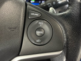 【クルーズコントロール】アクセルペダルを踏まずに一定の車速で走行できますので、高速道路など加減速の少ない道で便利です。