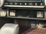 シートヒーター付いてます♪エアコンより先に温まるので冬場の運転も快適です♪