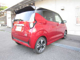 自動車保険についても是非ご相談ください!(当店は損保ジャパン日本興亜の代理店です)
