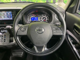 【ステアリングスイッチ】運転中、前方から目線をそらすことなく、オーディオ等の操作が可能な便利機能!安心&快適なドライブを演出してくれます♪