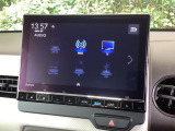 ナビ機能だけでなく、ミュージックサーバー、Bluetooth、フルセグテレビ、DVDとCD再生など、オーディオ機能がついています。