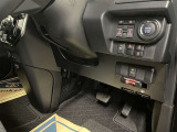 運転席周辺にある各種スイッチ画像です。