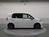 先代モデルにリヤドアを追加し更に使いやすくなった運転席サイドです。