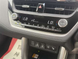 ■当店にはサービス工場も併設しておりますので、タイヤ交換から車検整備までプロのメカニックがしっかりと整備いたします!明るく開放的な店内には、キッズスペースも完備!家族の皆様でご来店下さい!