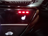 運転席と助手席には、【シートヒーター】が装備されています。温度調整も切り替えができお好みの設定で快適なドライブを楽しめます。腰から下が暖まると、暖房よりも体があったまりますよ。