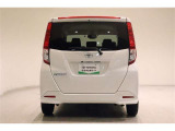 明るく視認性の良いLED式テール&ハイマウントストップランプ採用で、後続車に対して自車の存在をアピールすることて安全性を高めます!