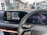 上空から見下ろしたような表示で車両感覚のつかみやすい『アラウンドビューモニター』に移動物検知警報(MOD)があり更に安心です。